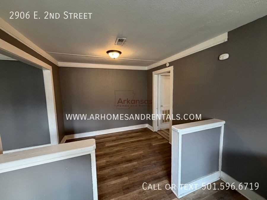 2906 E 2nd St - Photo 6 of 14