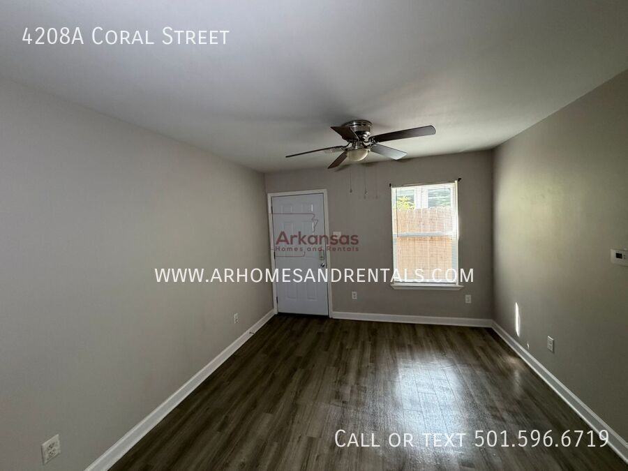4208A Coral St - Photo 2 of 8