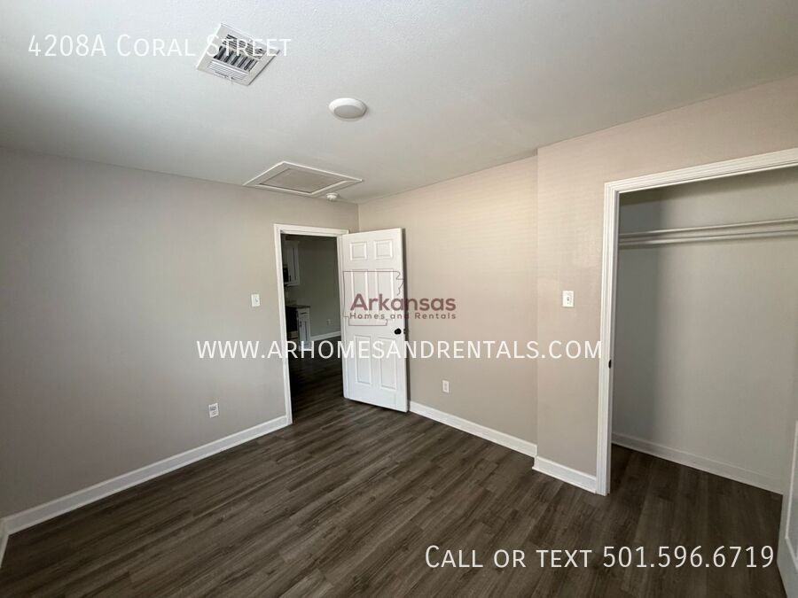 4208A Coral St - Photo 7 of 8