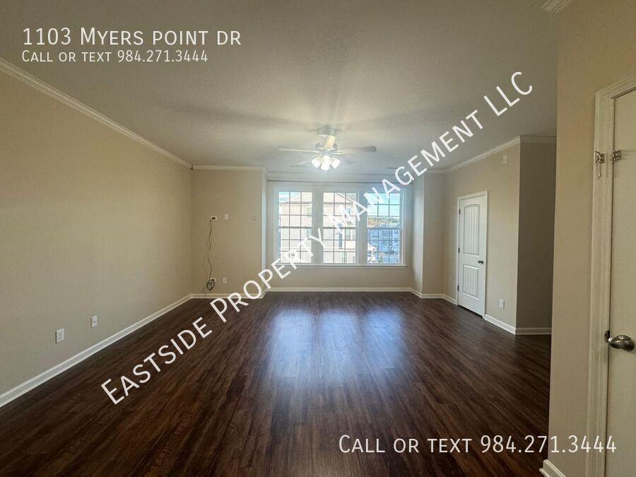 1103 Myers Point Dr - Photo 6 of 21