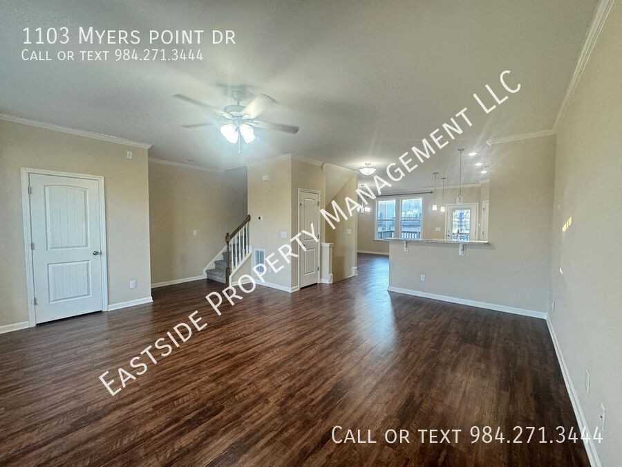 1103 Myers Point Dr - Photo 7 of 21