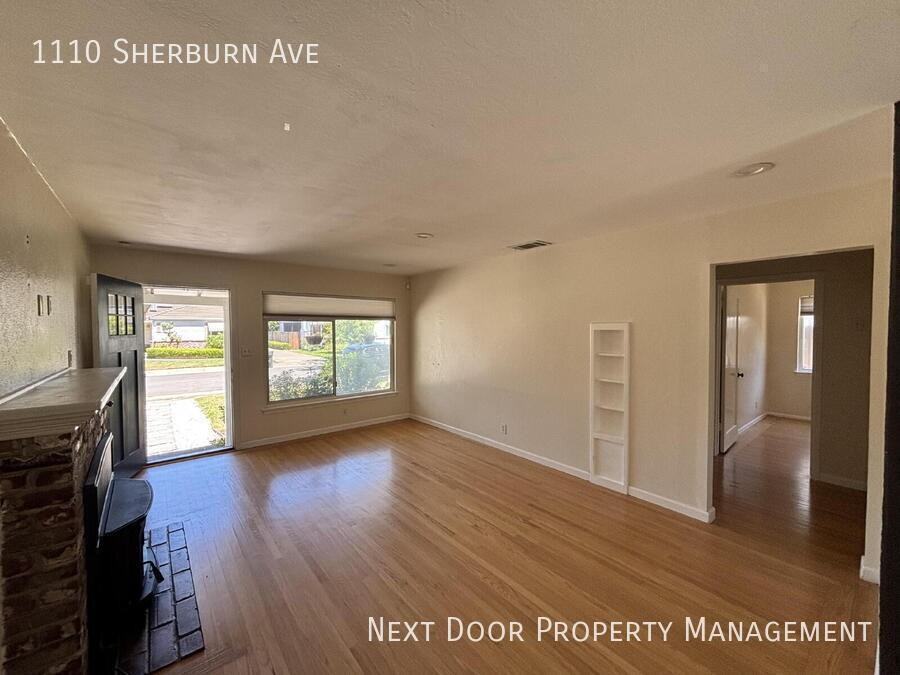 1110 Sherburn Ave - Photo 3 of 17