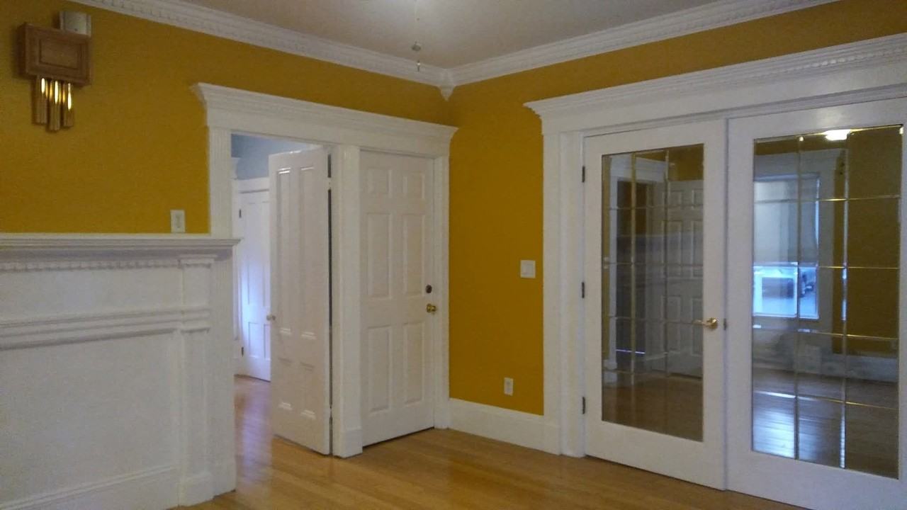 107 Ash St #1 - Photo 5 of 20