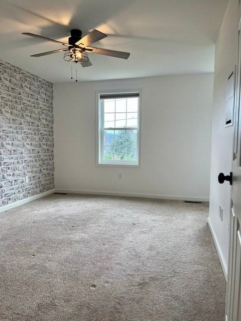 36 Raymond St - Photo 3 of 18