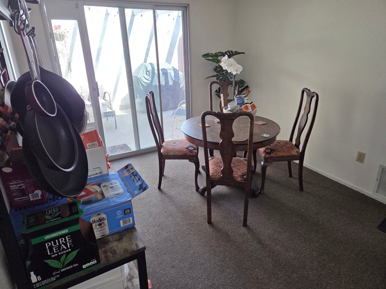 963 Skyline Dr - Photo 4 of 6