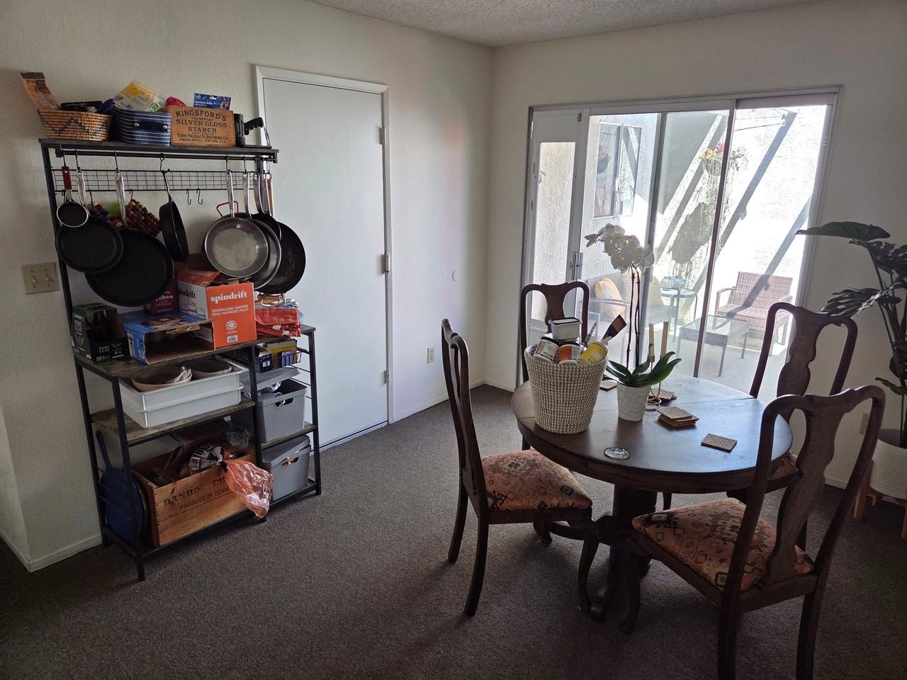963 Skyline Dr - Photo 5 of 6