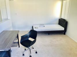 featured image of 1607 S Bentley Ave