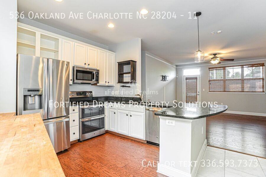 536 Oakland Ave #11 - Photo 2 of 18