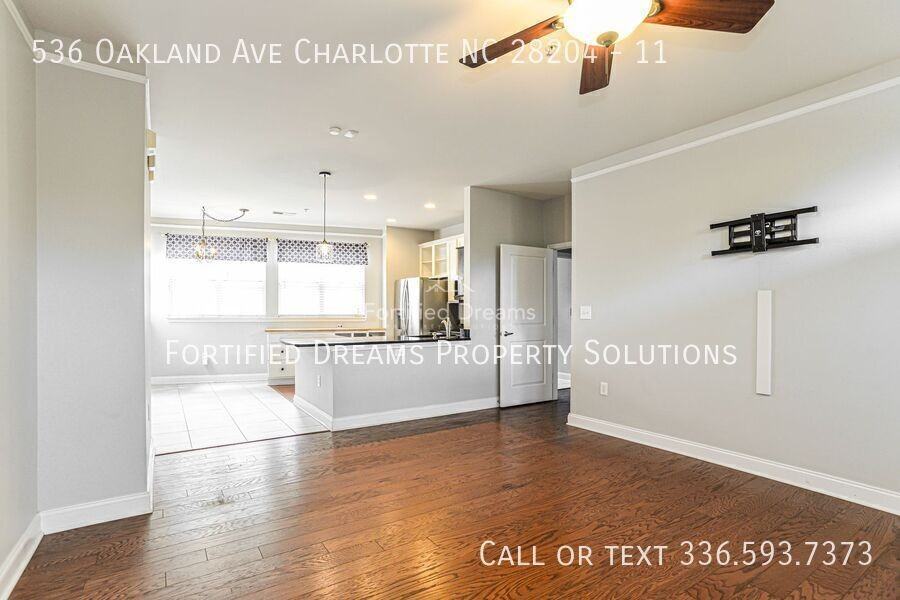 536 Oakland Ave #11 - Photo 6 of 18