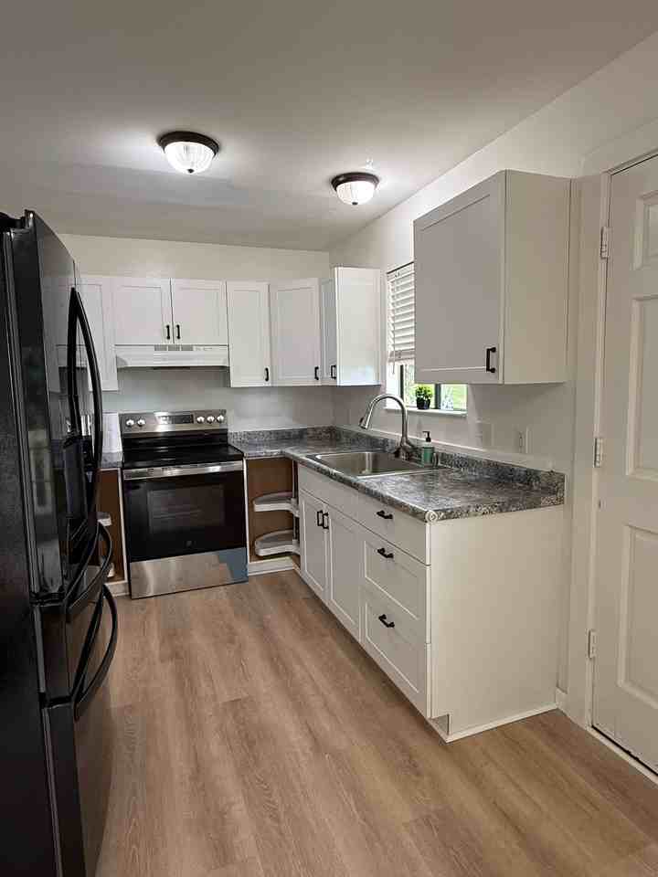 497 Upper Kimo Dr - Photo 4 of 9