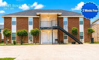 featured image of 1703 Benttree Dr #B