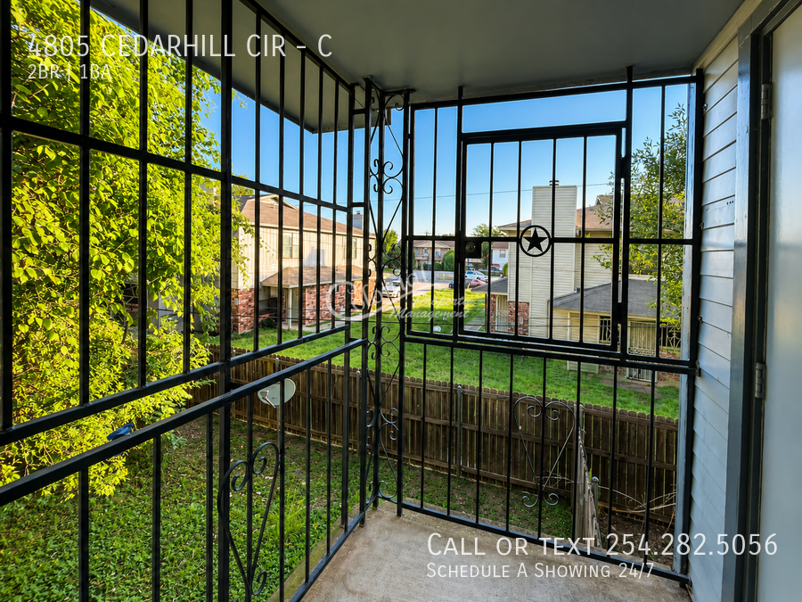 4805 Cedarhill Cir #C - Photo 2 of 8