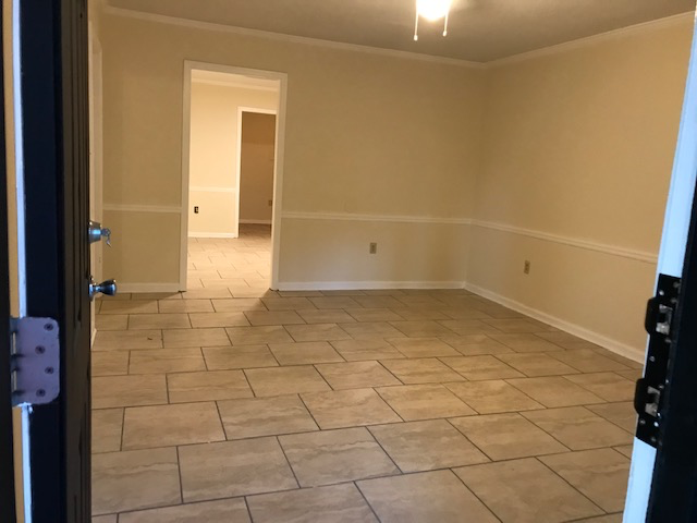 226 N Mock Rd #1 - Photo 3 of 7