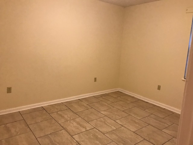 226 N Mock Rd #1 - Photo 5 of 7