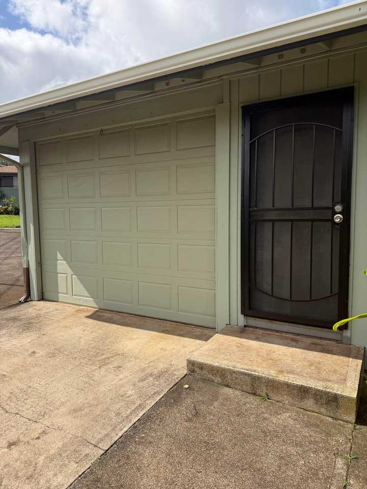 1054 Makawao Ave #E - Photo 2 of 13