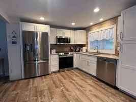 featured image of 5 Tsienneto Rd #17