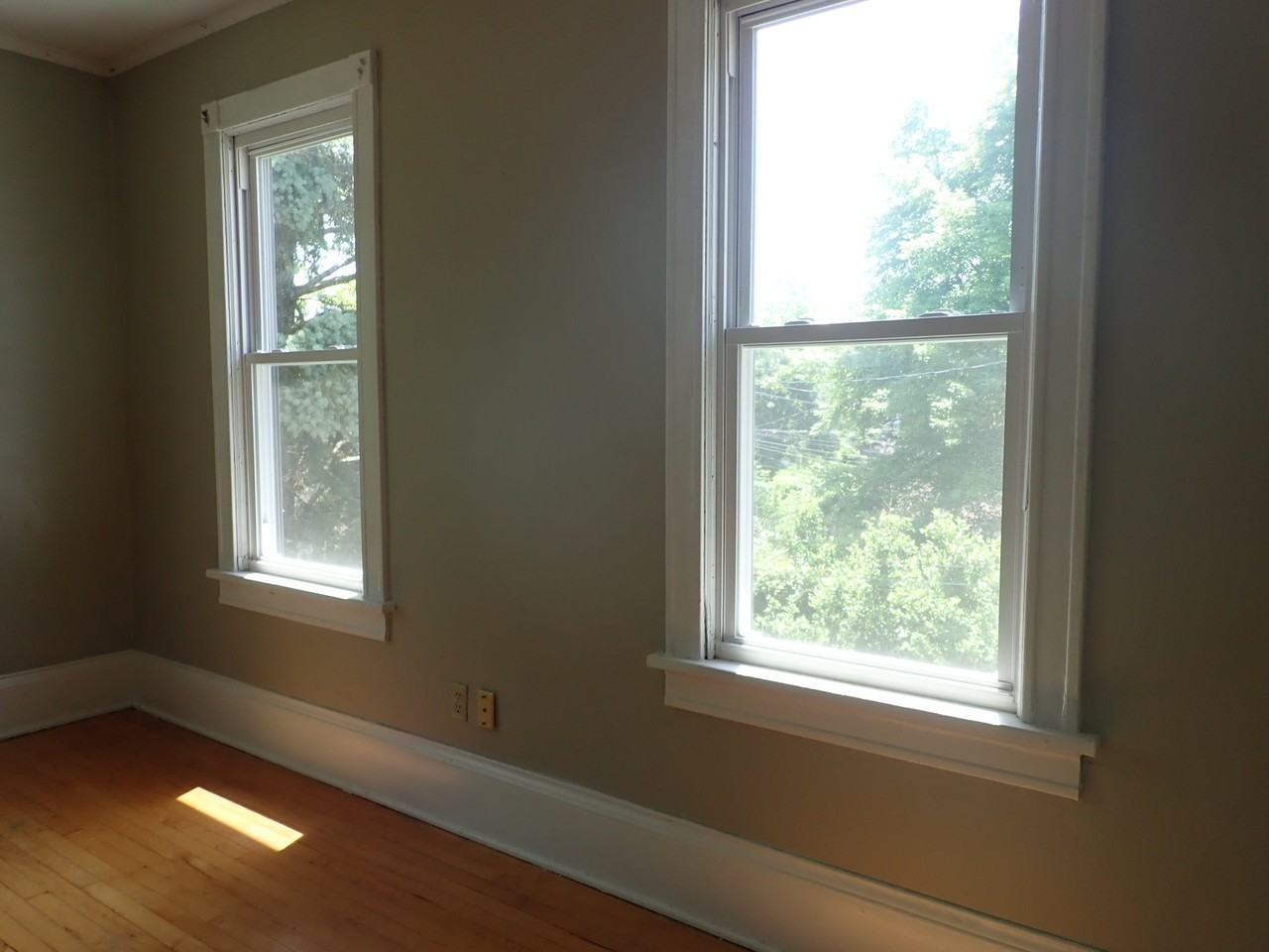 2816 N Fratney St #4 - Photo 7 of 19