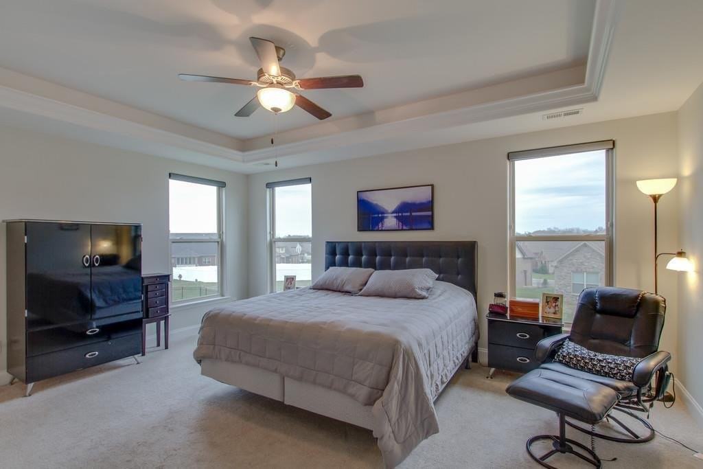 422 Tamarac Dr - Photo 5 of 11