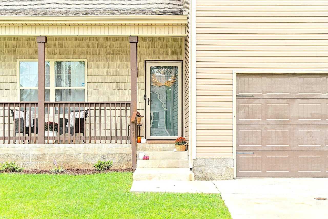 1124 Eagles View Dr - Photo 3 of 24