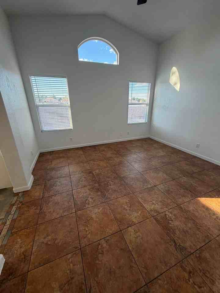 749 Valley Meadows Dr Ne - Photo 3 of 23