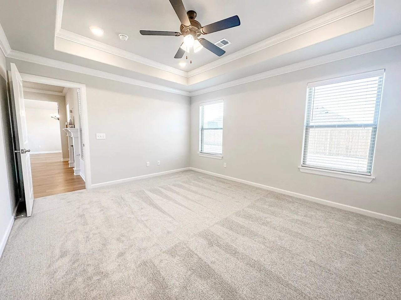 430 Willow Dr - Photo 7 of 18