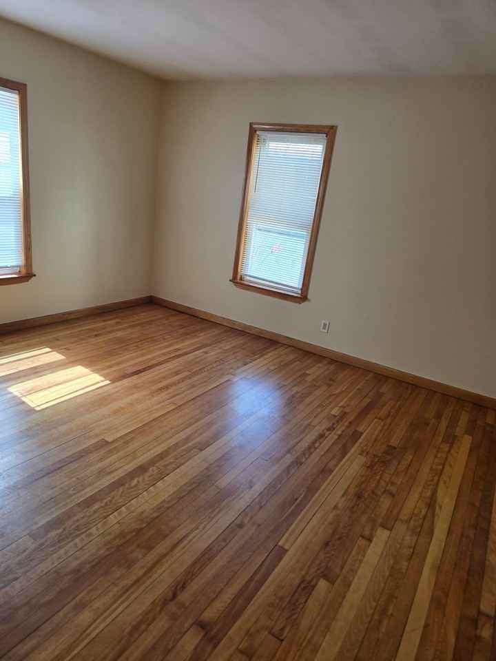 27 Shelby St #2 - Photo 2 of 38