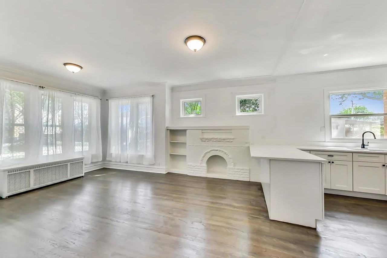 4300 N Richmond St #1 - Photo 4 of 16
