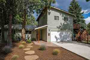 featured image of 2806 Ne Shepard Rd #1