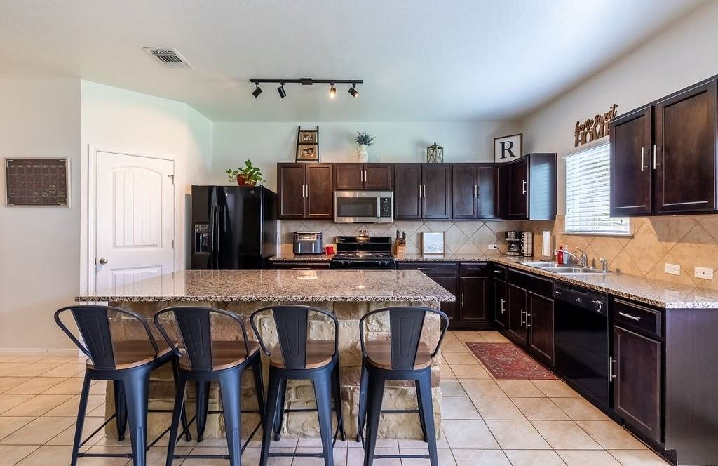 290 Northern Flicker St - Photo 5 of 16