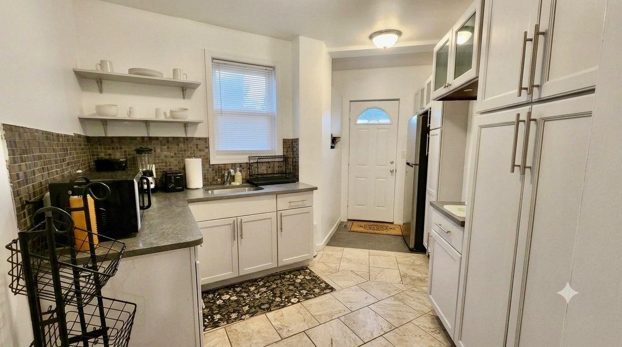 5 Windsor Ave - Photo 4 of 10