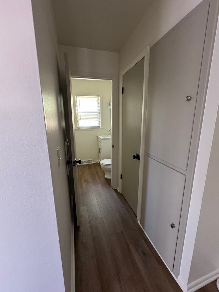 5641 S 104th St #5643 - Photo 6 of 15