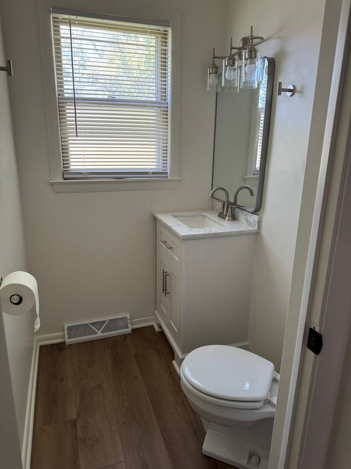 5641 S 104th St #5643 - Photo 7 of 15