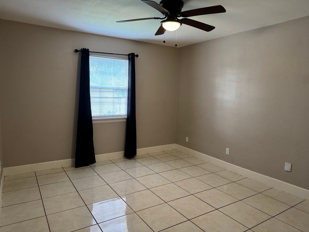2413 9th Ave N - Photo 6 of 9