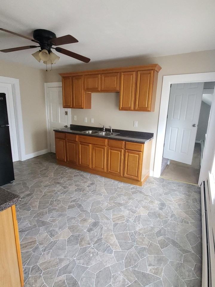 12R Prospect St #2 - Photo 6 of 16