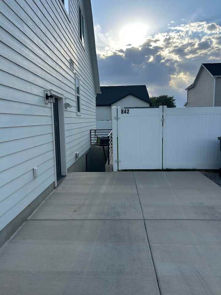 842 Se - Photo 3 of 20
