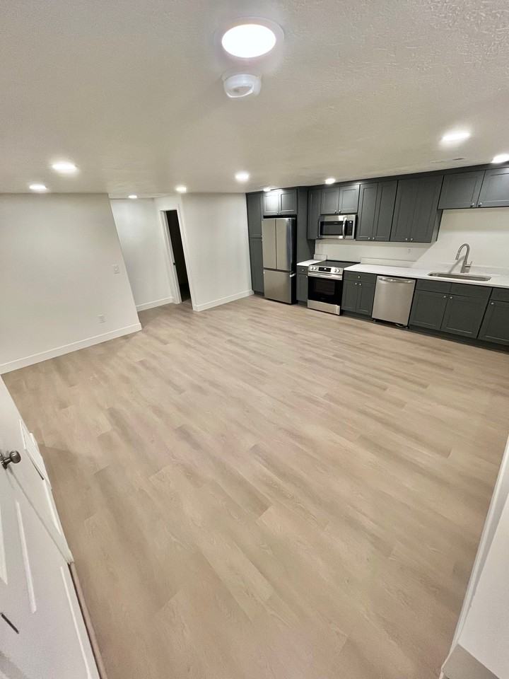 364 W Songbird Ln #BS - Photo 2 of 17