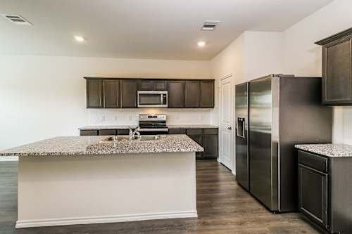 3033 Glazner Dr - Photo 3 of 12
