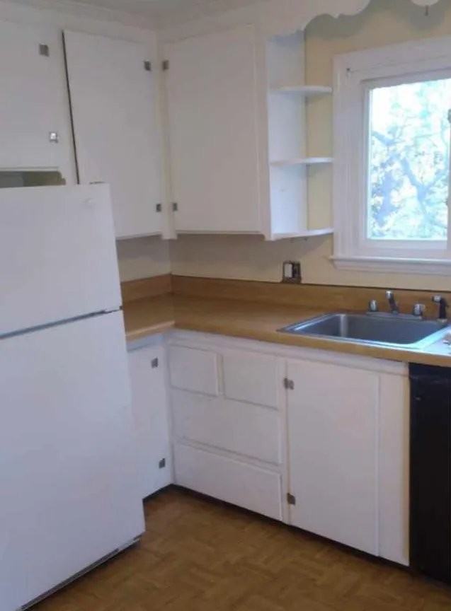 113 Boothby Ave - Photo 2 of 5