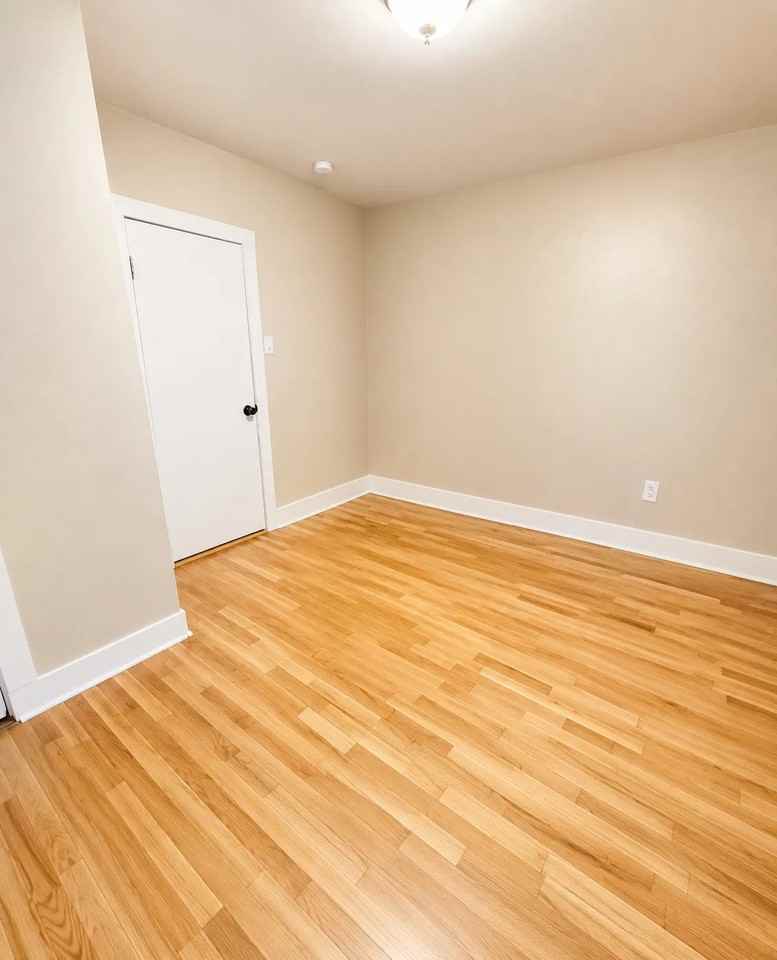 2415 W Vermijo Ave - Photo 7 of 8