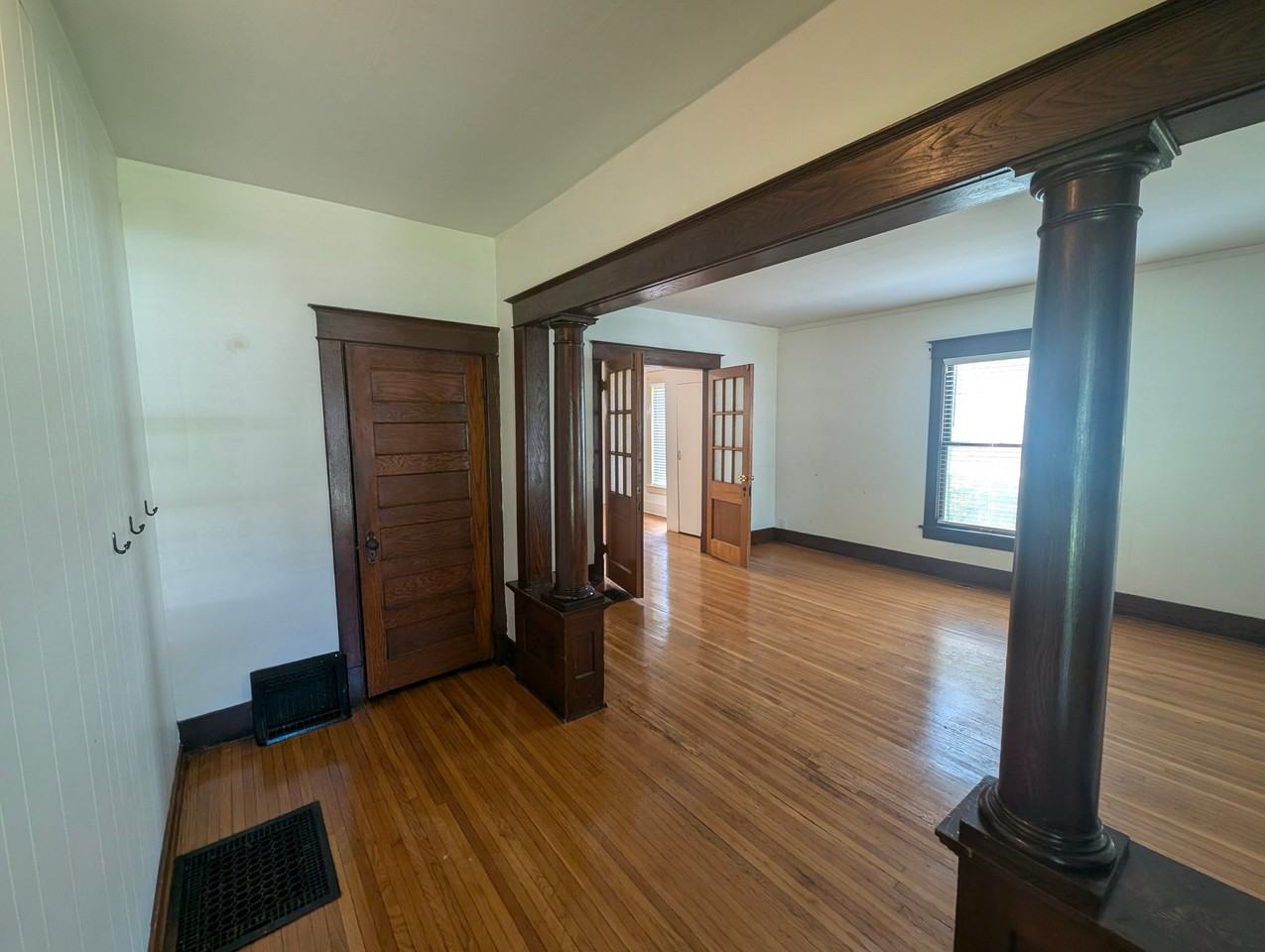 1524 S 24th St #1 - Photo 3 of 20