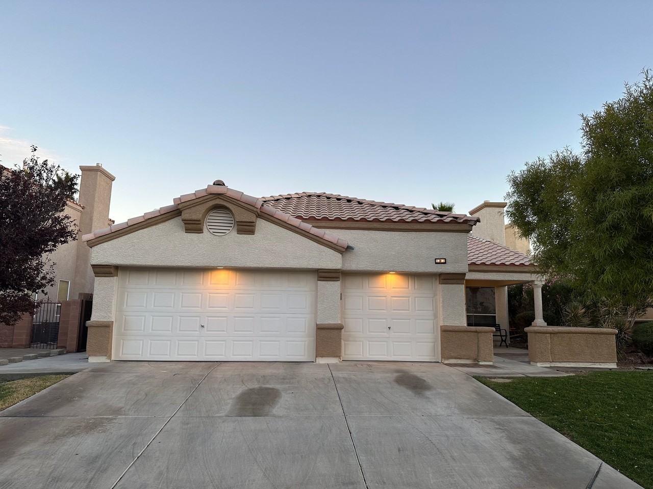 1515 Emerald Peak Ave Henderson Nv - Photo 5 of 32