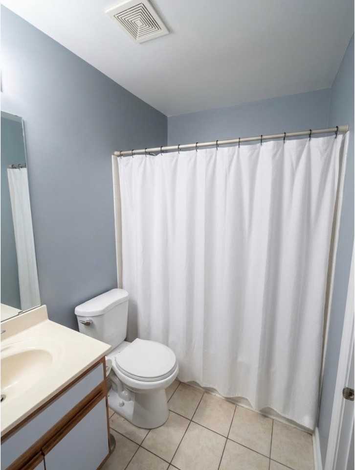376 Maidstone Ct - Photo 7 of 19