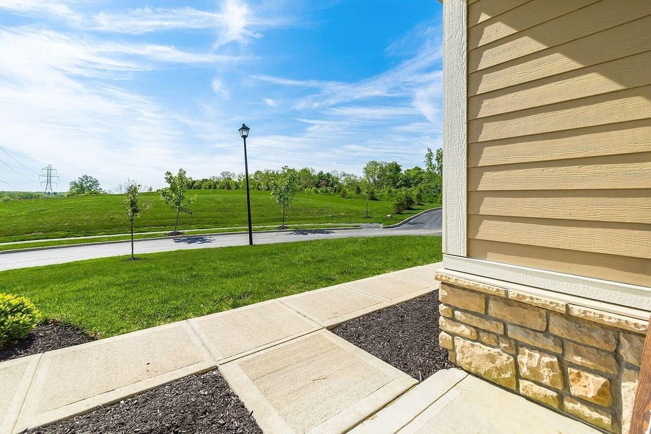 3623 Evelynton Ave - Photo 3 of 6