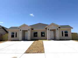 featured image of 680 Seminole Ln #B