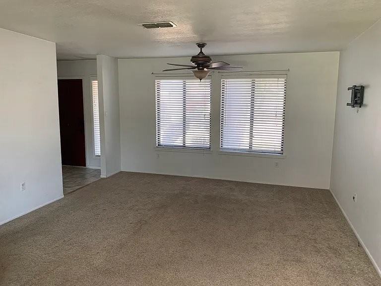 1401 Zuni Pl - Photo 4 of 13