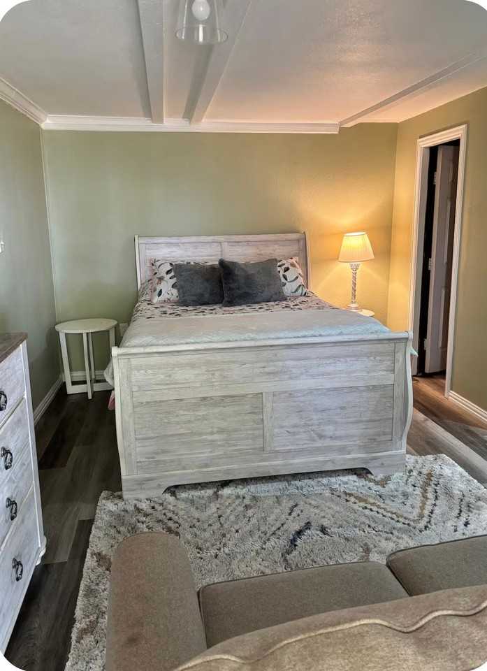 214 Willis Ave #3