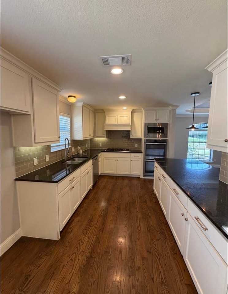 3032 Laguna Dr - Photo 7 of 14
