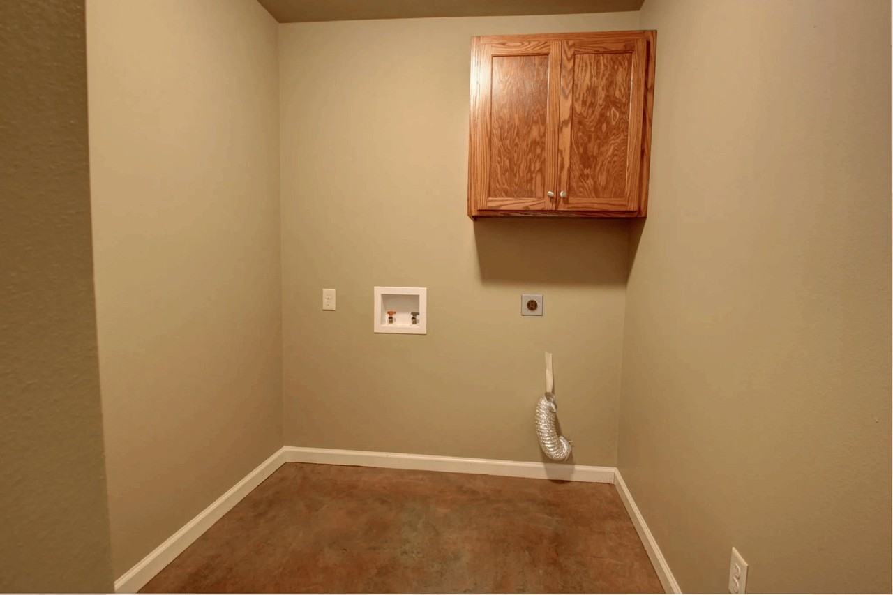 3101 N 1st St #2B - Photo 5 of 9