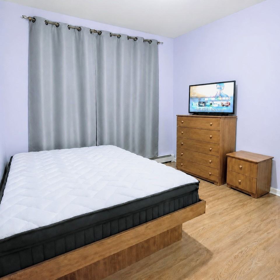 1073 Intervale Avenue #1 - Photo 5 of 7
