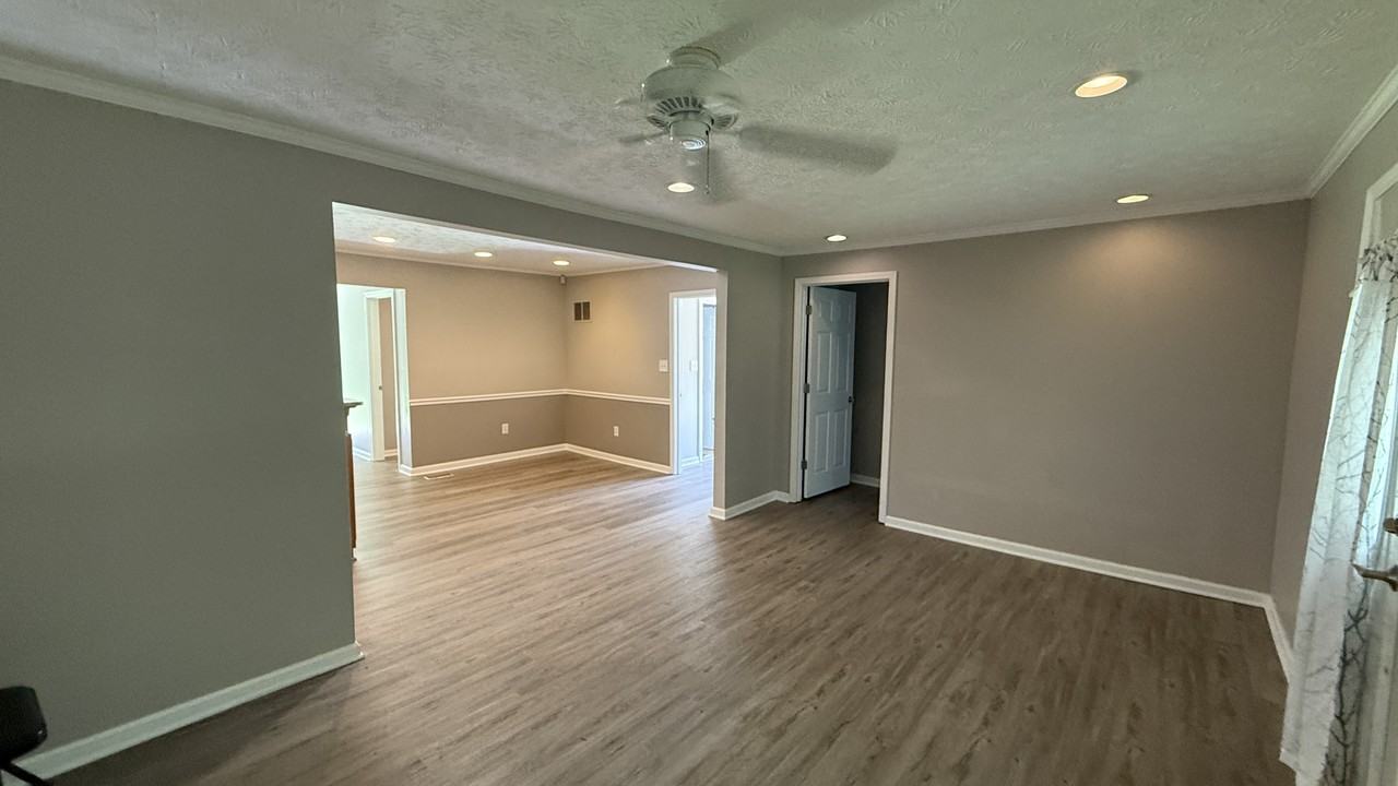1116 Robinson Rd #NA - Photo 4 of 30